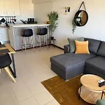 Cozy Sea View With Balcony & Access Lejlighed *